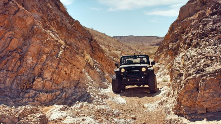 沙漠中的百万竞赛：自动驾驶汽车是怎样产生的？